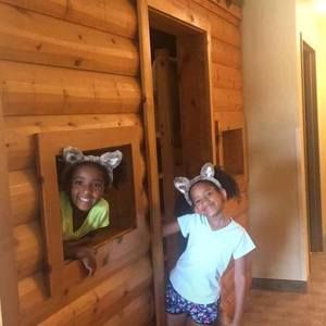 Meet your Posher, Kelly